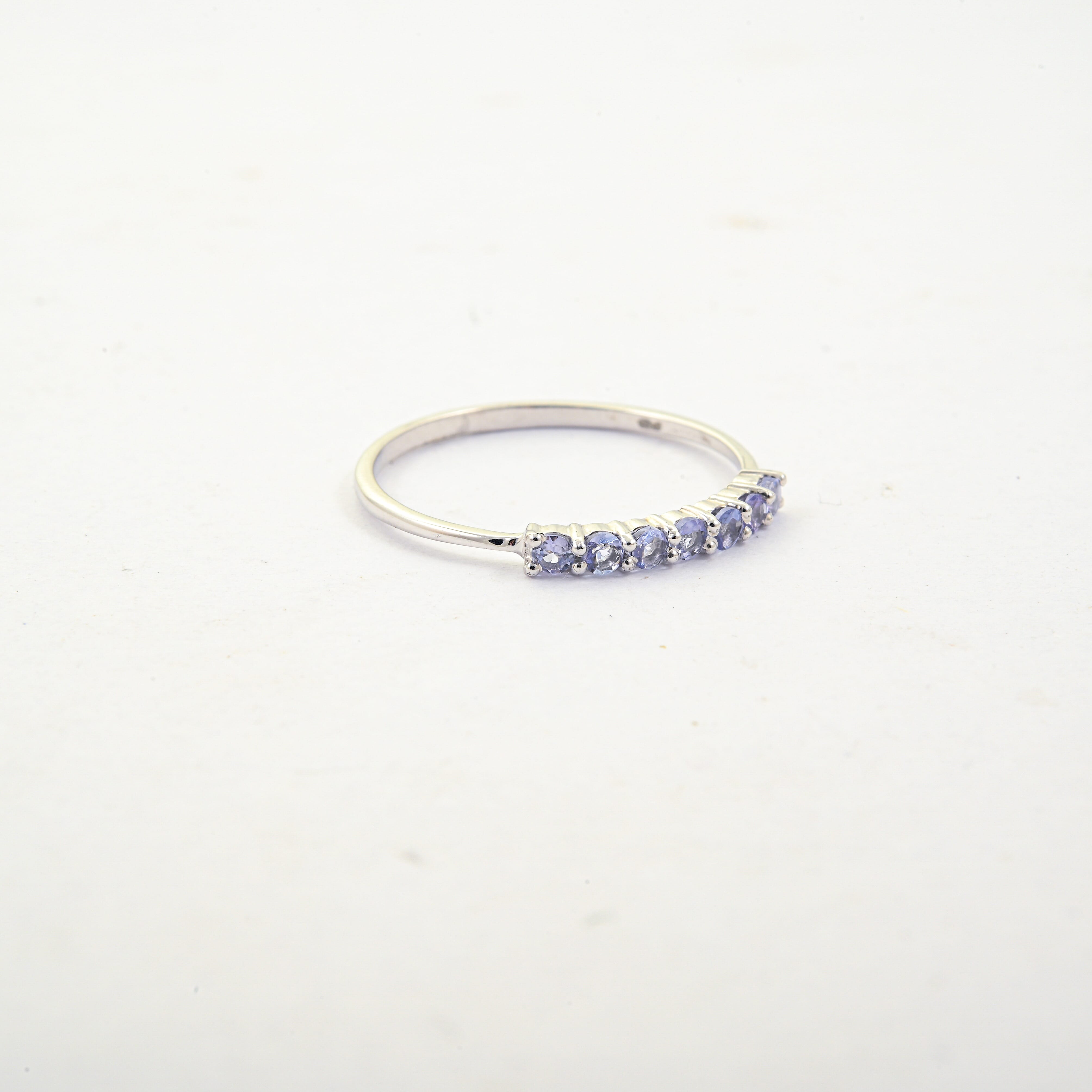 Tanzanite 0.15 ctw Ring in Sterling Silver (Size 8.0)