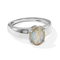 Labradorite 1.80 ctw Oval Solitaire Ring in Sterling Silver (Size 7.0)
