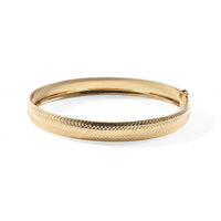 Doorbuster Luxoro Diamond-cut Bangle Bracelet in 10K Yellow Gold (7.25 In) 4.65 Grams