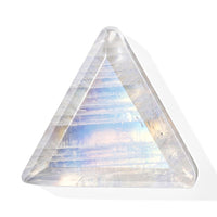 AA Rainbow Moonstone (Trl 10 mm) 2.91 ctw
