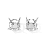 Solitaire Stud Earrings in 18K White Gold 3.10 Grams