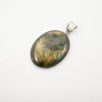 Labradorite 50.00 ctw Oval Pendant in Silvertone