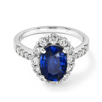 AAAA Kanchanaburi Blue Sapphire and White Diamond SI 3.30 ctw Ring in 900 Platinum (Size 6.5) 6.30 Grams