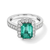 AAAA Boyaca Colombian Emerald and White Diamond SI 2.85 ctw Ring in 900 Platinum (Size 6.5) 6.40 Grams